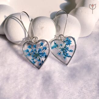 Lace of Love Earrings with blue flowers in heart frame front view