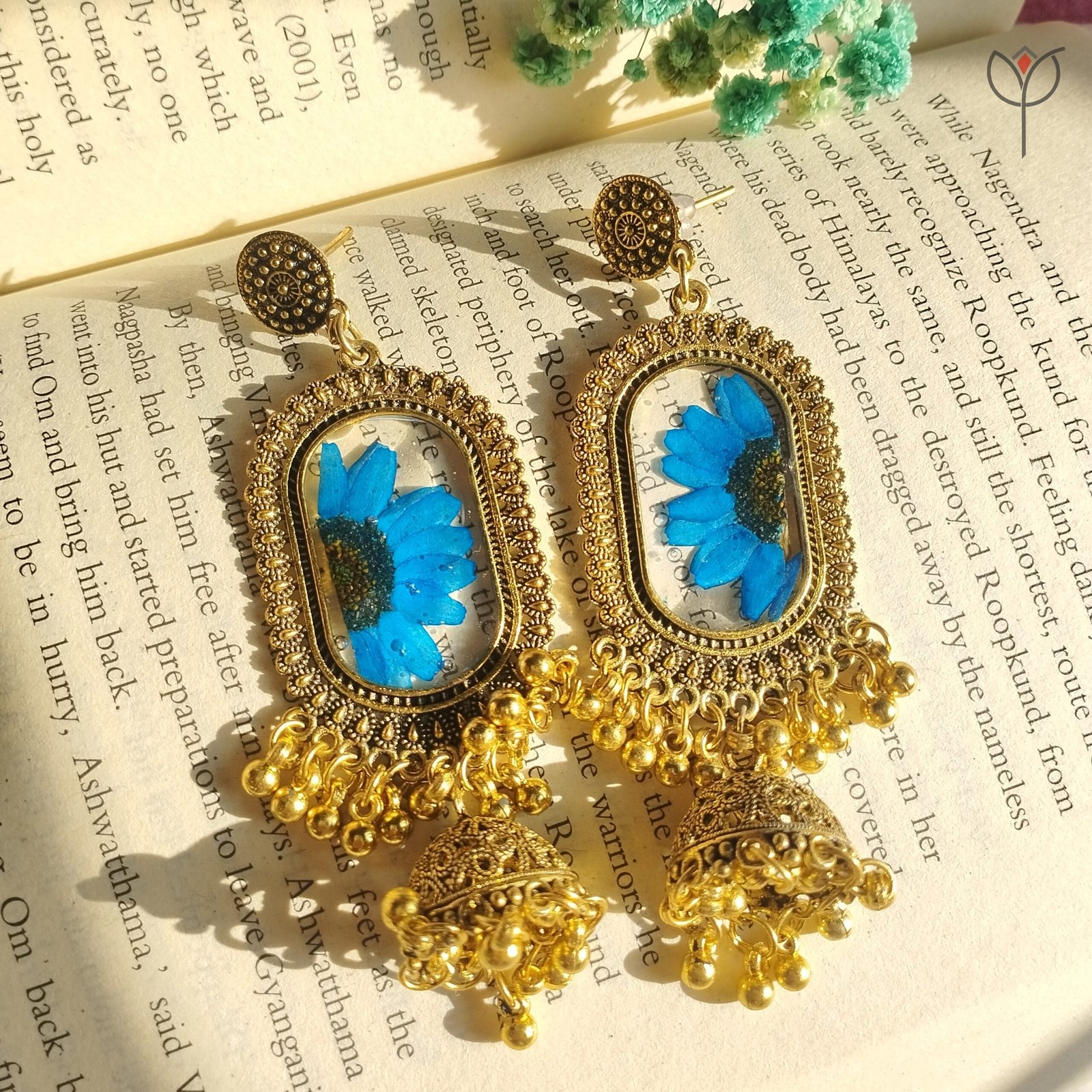 bluebell-daisy-resin-jhumka-handcrafted Handcrafted Bluebell Daisy resin jhumka