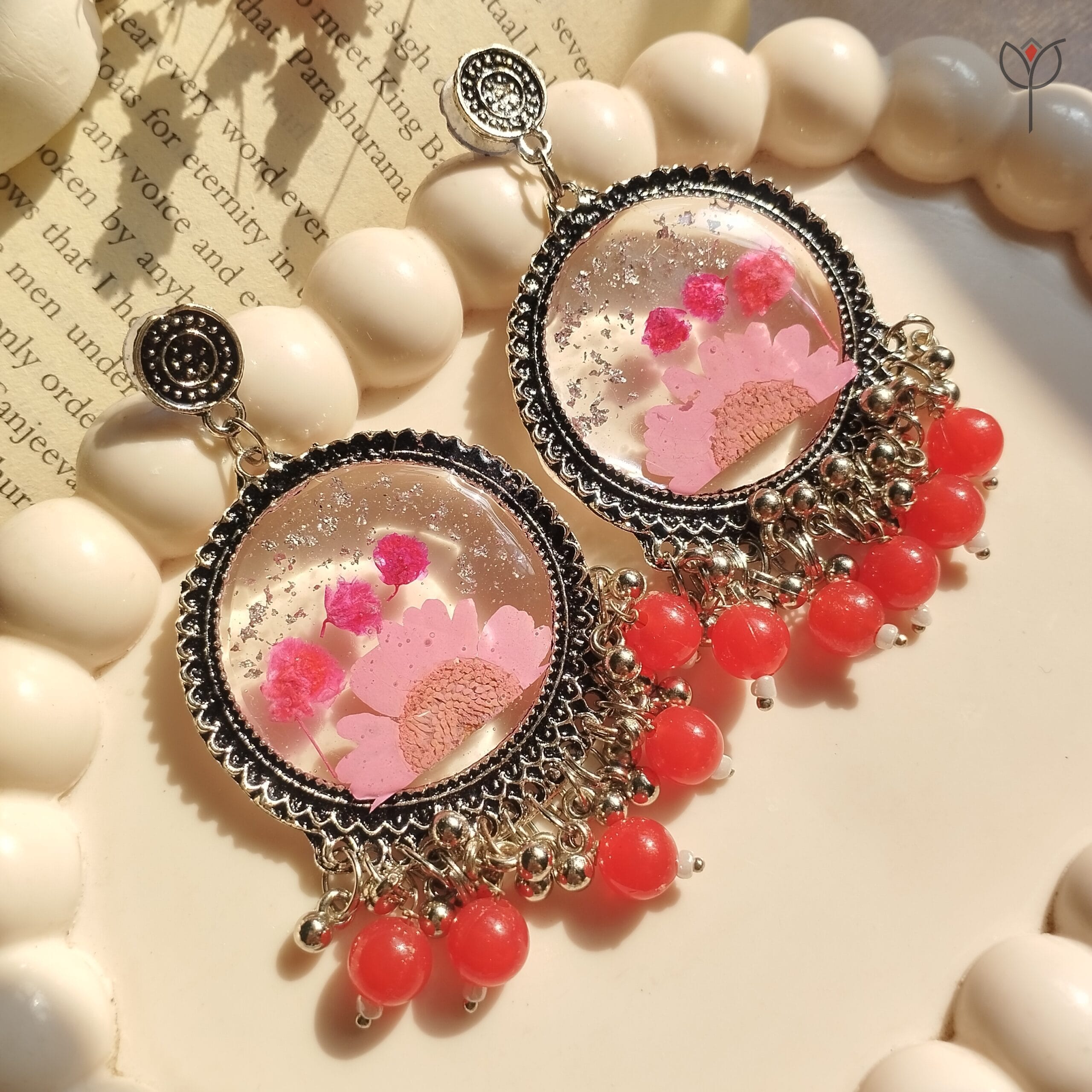 flower-fiesta-resin-jhumka-daisy-babys-breath Flower Fiesta Resin Jhumka handcrafted with real flowers