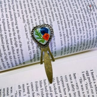 Garden Heart Bookmark front