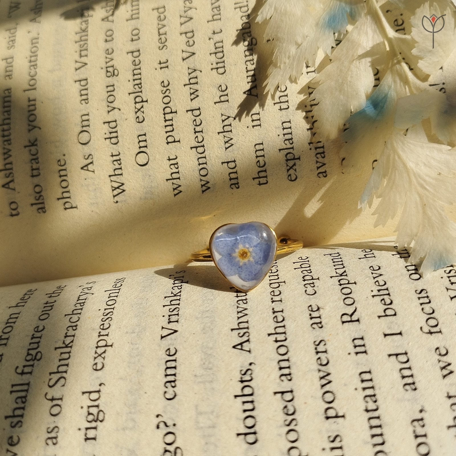 Golden Promise Ring made with real forget me not