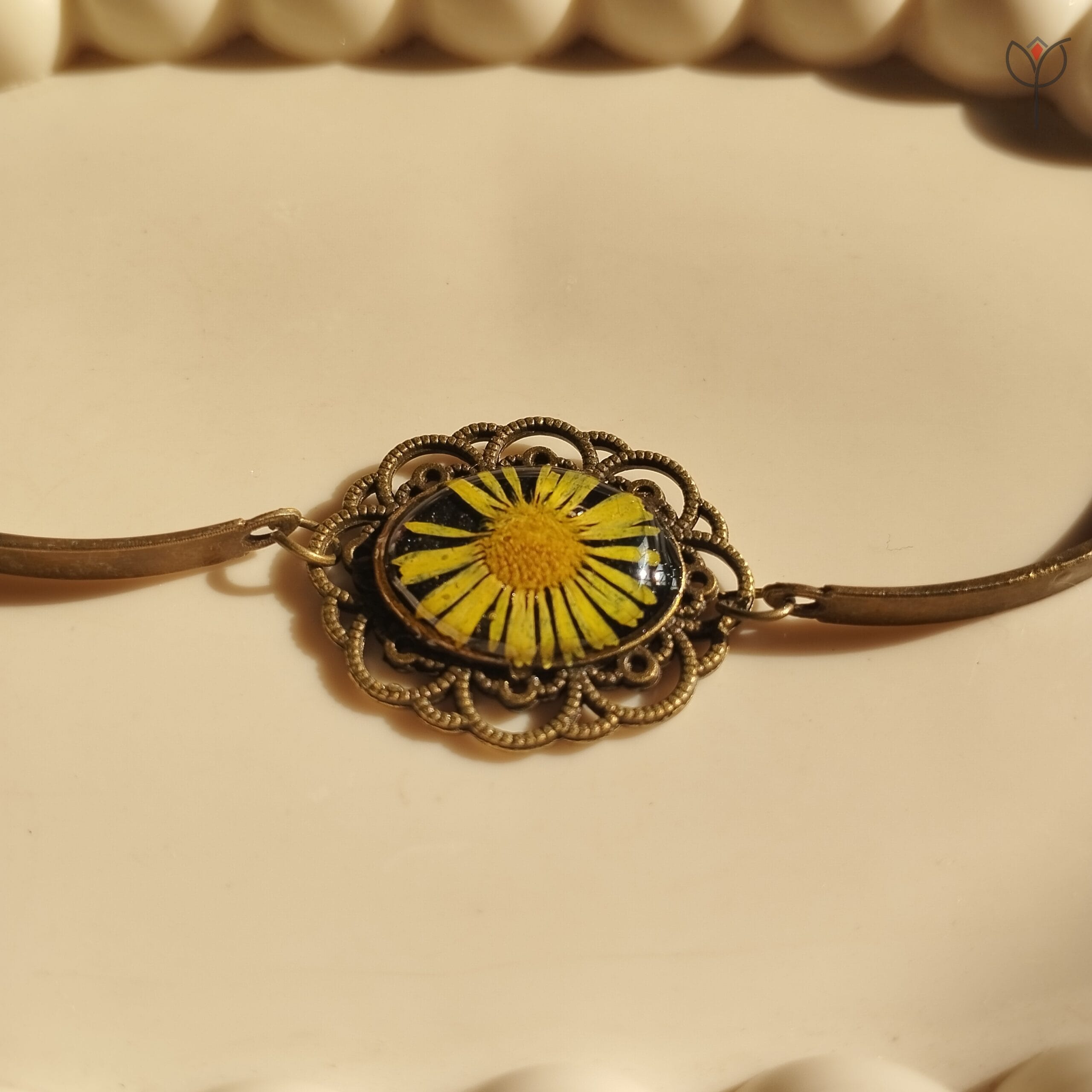 Handcrafted Golden Quietude resin bracelet