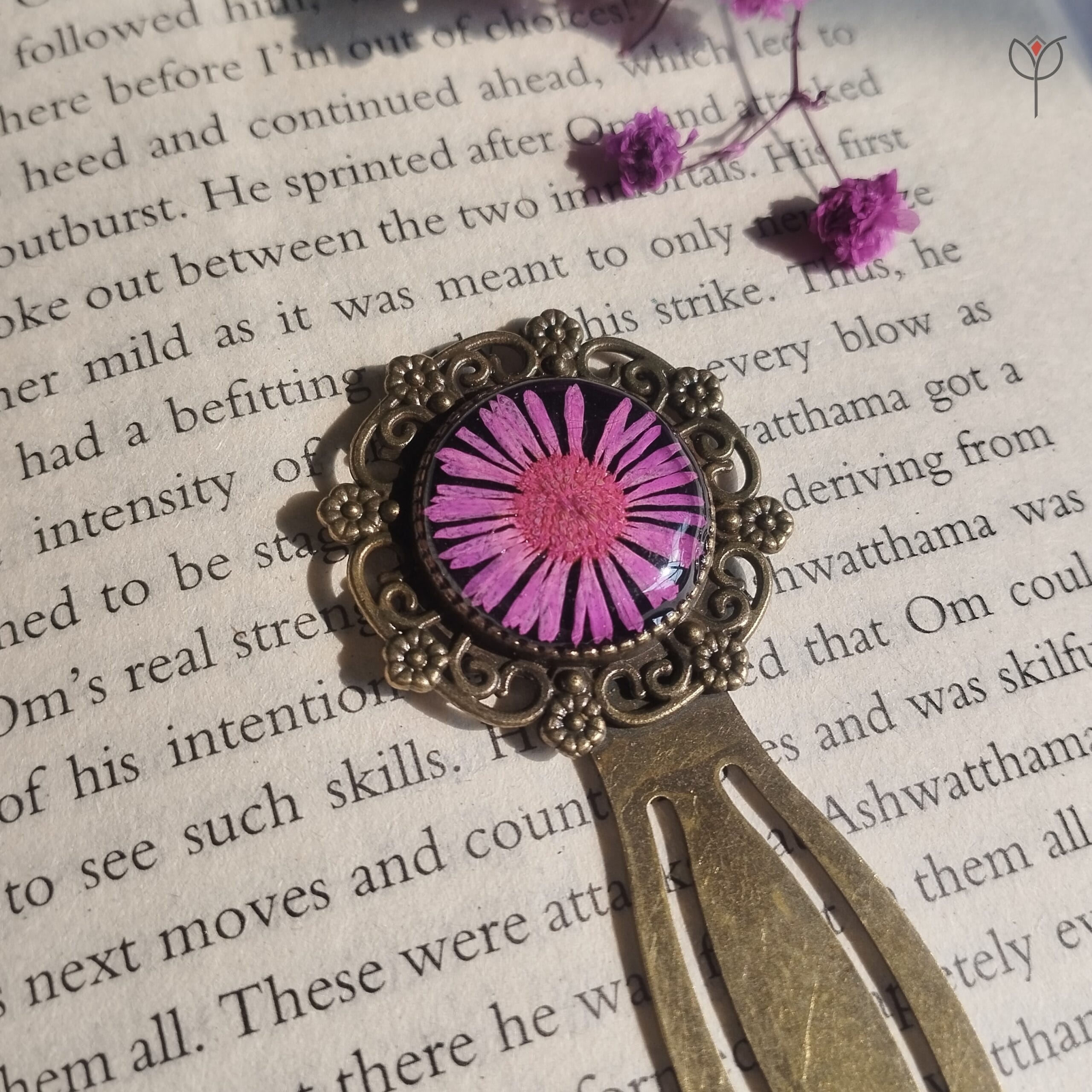 handcrafted-fallen-star-bookmark Handcrafted Fallen Star flower bookmark