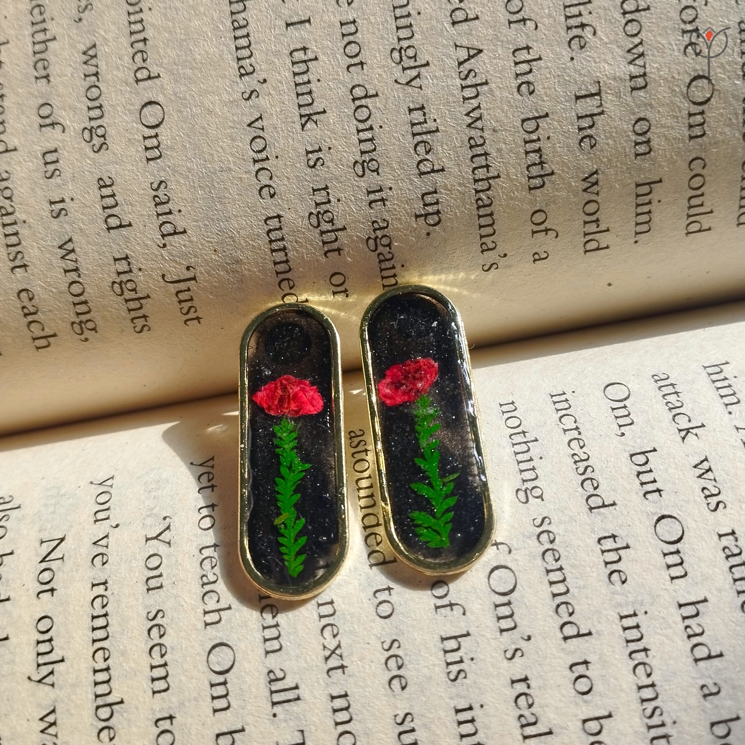Leafbound resin earrings made with real flower