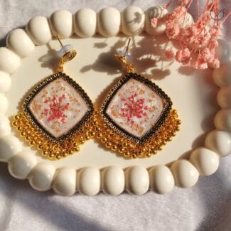 Queen Anne’s resin jhumka made with real preserved flowers
