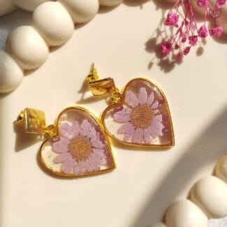 Handmade Soft Love daisy earrings floral details