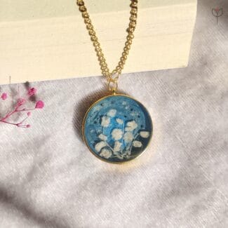 Baby's Sky Pendant with real baby’s breath flowers