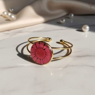 Blush Rosy Resin Bracelet made with real daisy