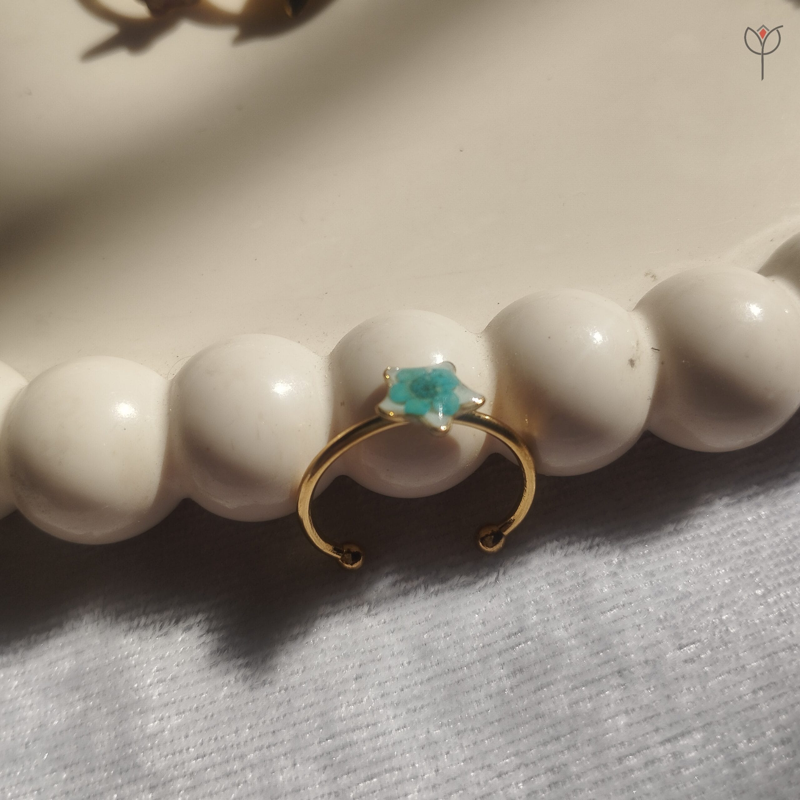 Star-shaped resin ring with real dried plum