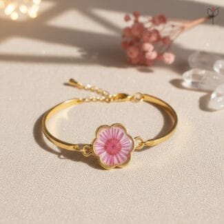 Golden Frame Aster Bracelet aster flower in resin