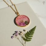 Round gold necklace