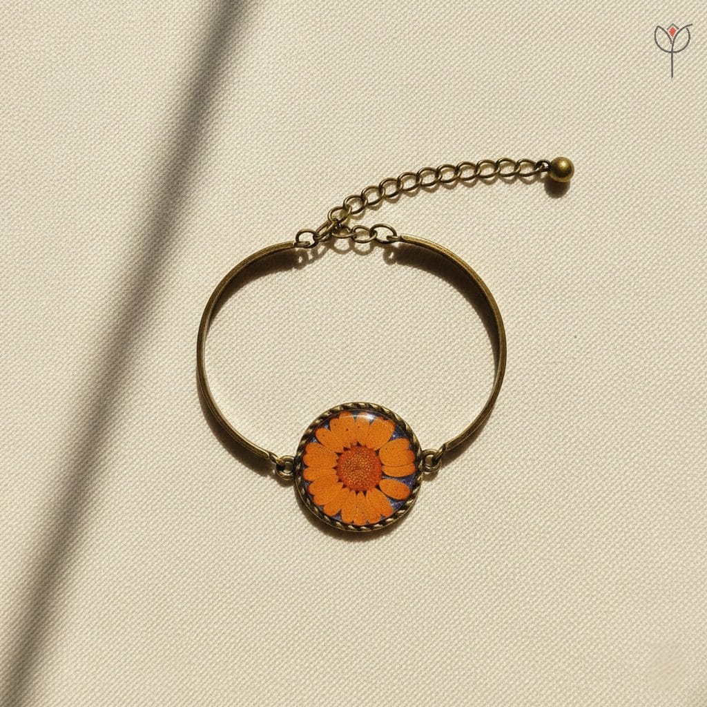Sunrest Daisy Bracelet with real pressed daisy in clear resin
