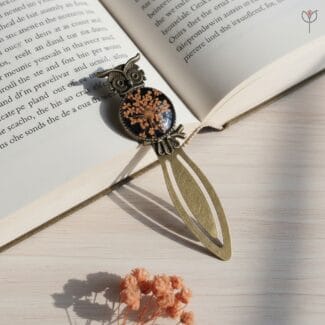 The Scholar Owl Bookmark made with dried Queen Anne’s Lace