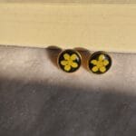 Black resin studs with gold base