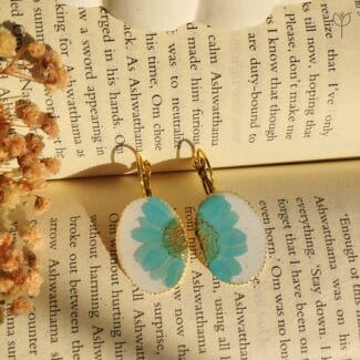 Summer Daisy Earrings with real blue daisy
