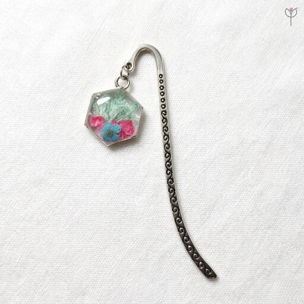 the-glasshouse-hook-bookmark-mystikfalls The Glasshouse Hook bookmark with mint Baby's Breath and pink plum flowers