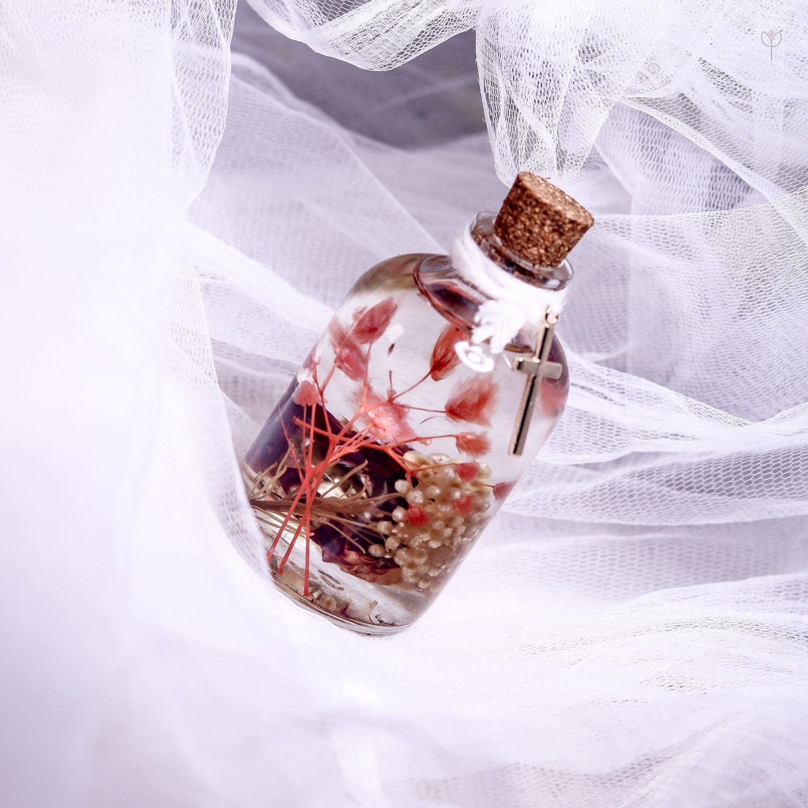 berry-blush-glass-garden-cute-affordable-gift-india Berry Blush Glass Garden cute affordable preserved flower gift for birthday return gift and decor in India