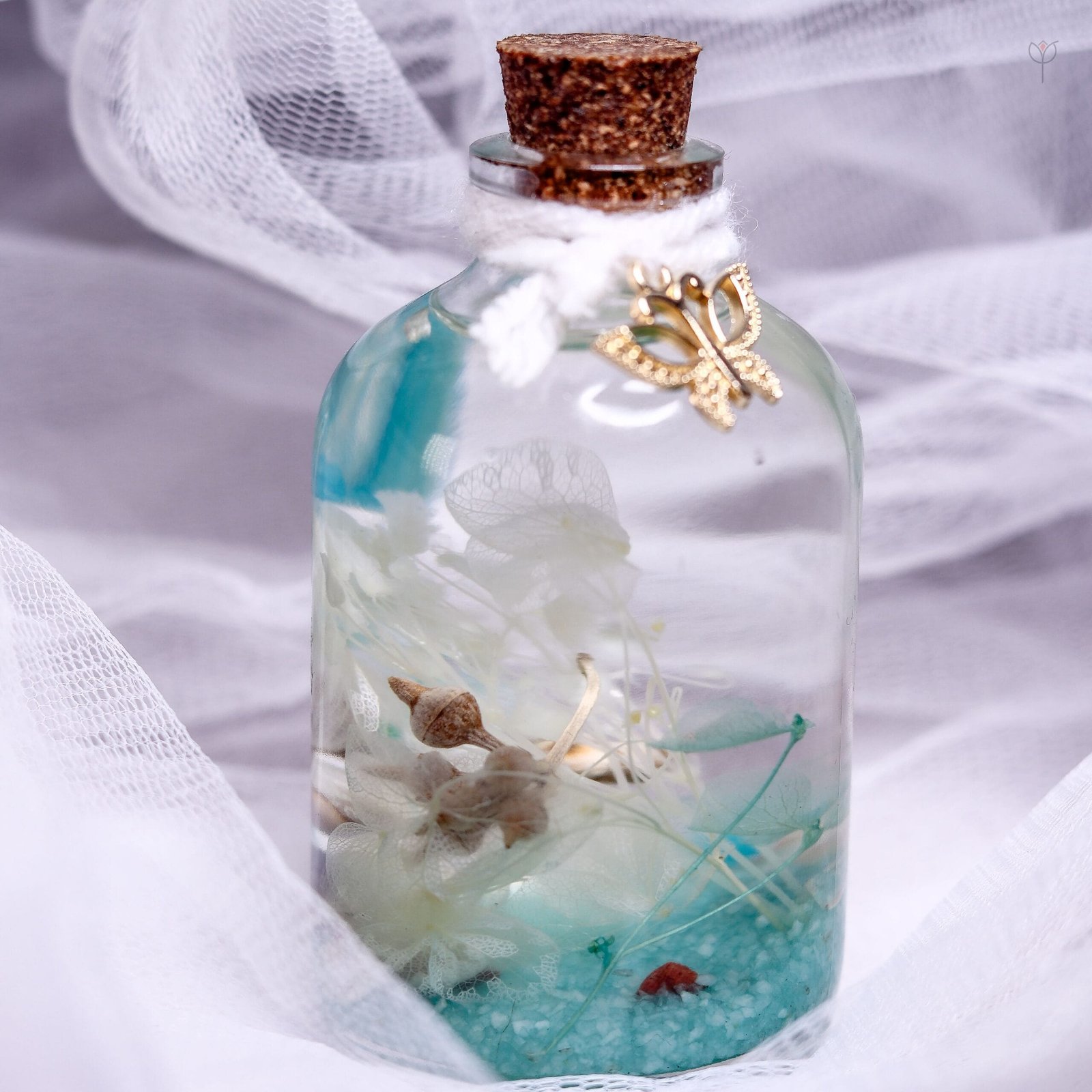 dreamwave-glass-garden-dreamy-aesthetic-home-decor Dreamwave Glass Garden displayed as dreamy aesthetic preserved floral home decor on a minimalist shelf