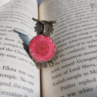 Owl of Bloom Ring made with a real daisy